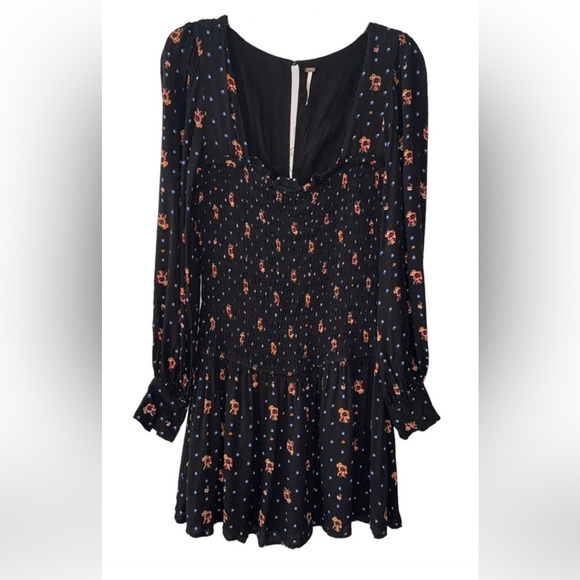 Free People Two Faces Black Floral Print Smocked Long Sleeve Mini Dress Size M - Picture 3 of 9
